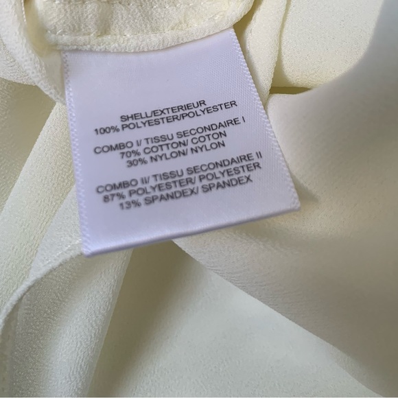 NWT Bell Badgley Mischka Ivory Lace Sleeveless Top/Black Collar/Floral Appliqué - Picture 5 of 12